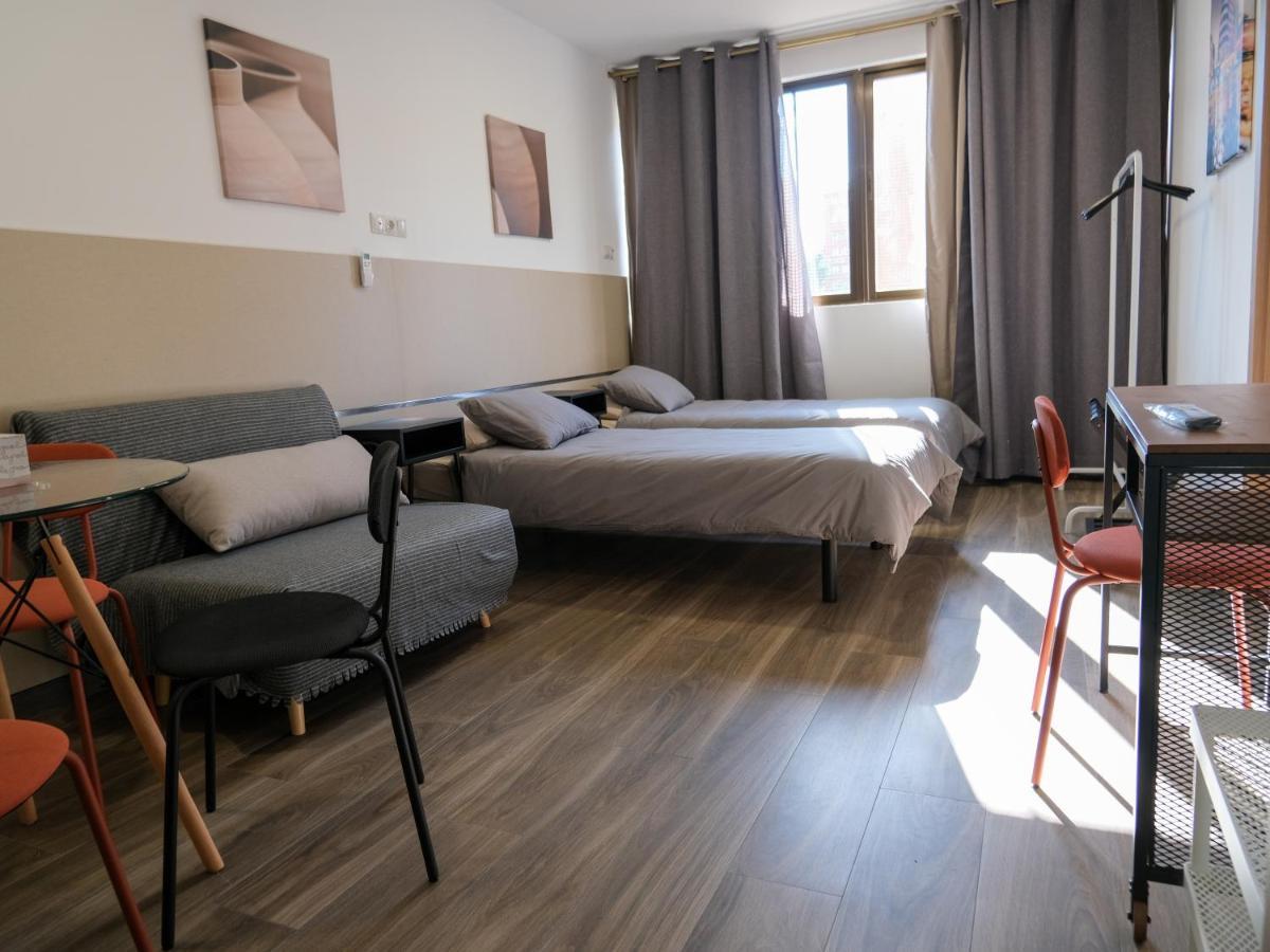 Alianza Suites Madrid Esterno foto